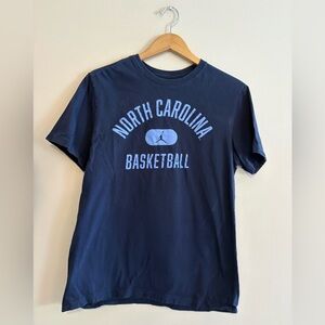 UNC Tarheels Basketball The Nike Tee Mens Short Sleeve T Shirt Size Medium